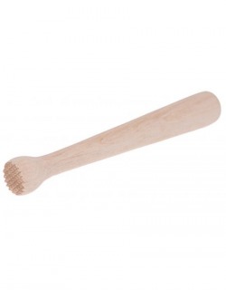 Dřevěný drtič na česnek